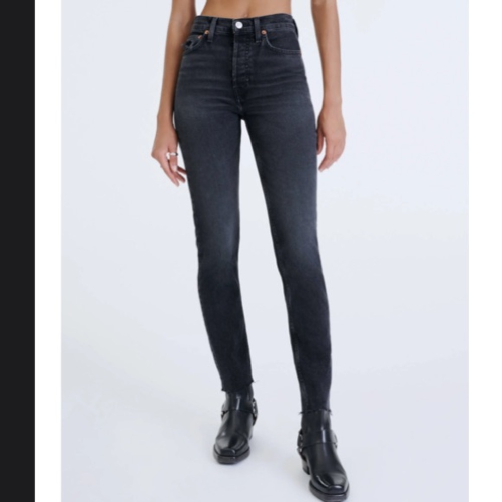 Re/Done Raw Hem High Rise Ankle Crop Jean